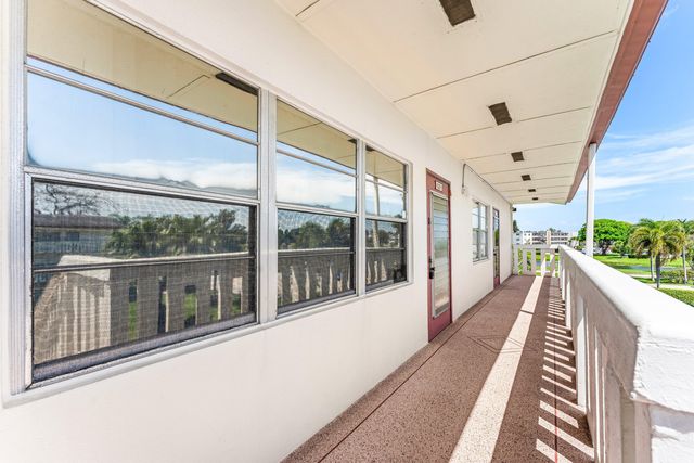 629 Fanshaw O, Boca Raton, FL 33434