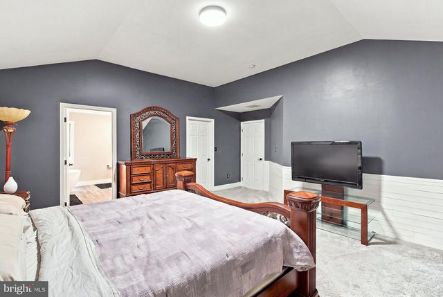 240 KRISTINE AVE, Manahawkin, NJ 08050