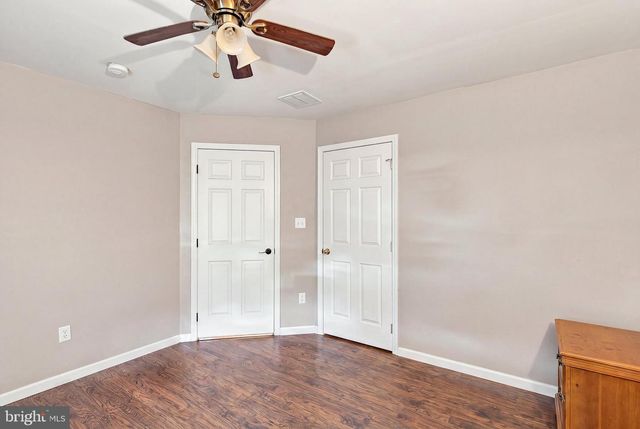 240 KRISTINE AVE, Manahawkin, NJ 08050