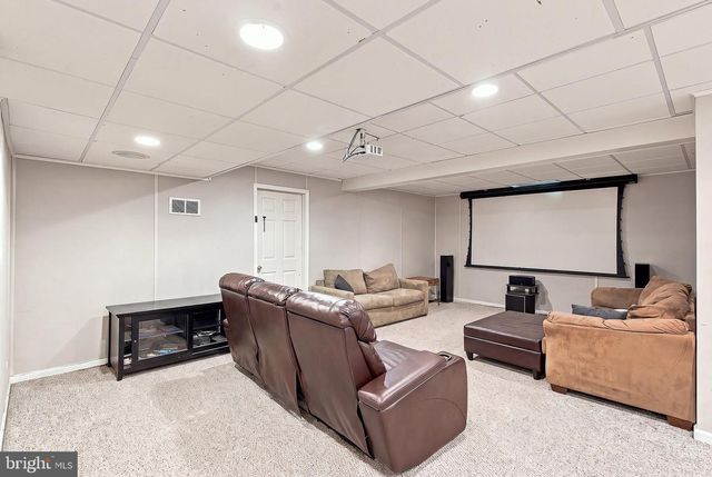 240 KRISTINE AVE, Manahawkin, NJ 08050