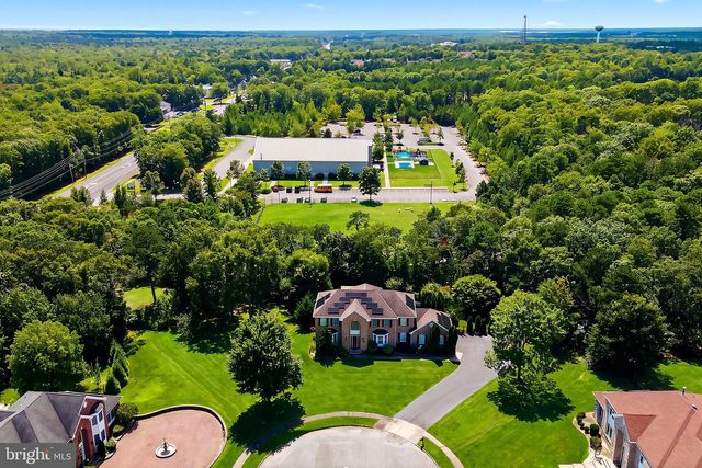 240 KRISTINE AVE, Manahawkin, NJ 08050