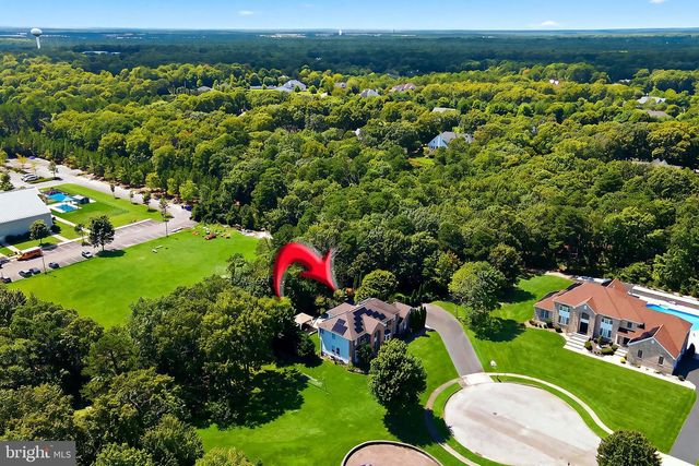 240 KRISTINE AVE, Manahawkin, NJ 08050