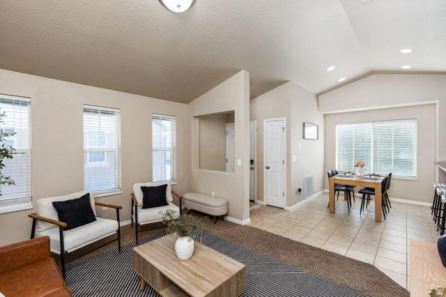 1147 N ABBOTSFORD DR, North Salt Lake, UT 84054
