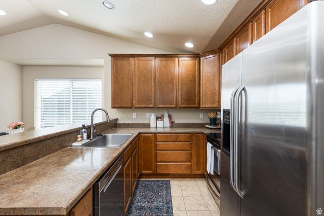 1147 N ABBOTSFORD DR, North Salt Lake, UT 84054