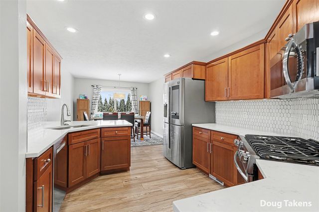 2129 Drew Street, Belmont, MI 49306