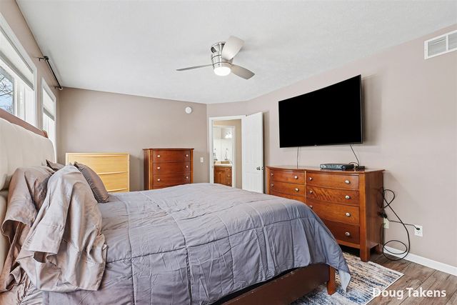 2129 Drew Street, Belmont, MI 49306