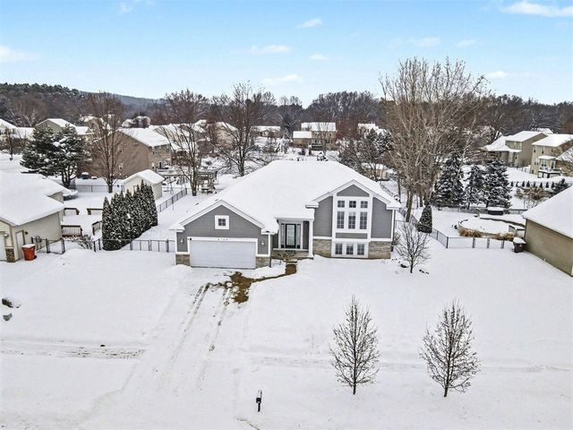 2129 Drew Street, Belmont, MI 49306