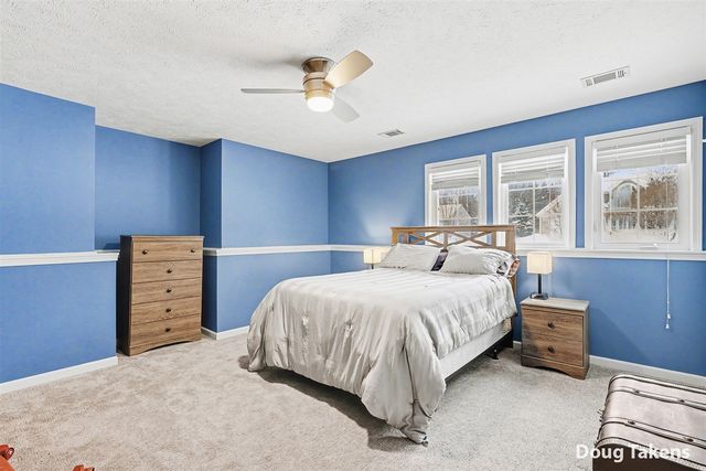 2129 Drew Street, Belmont, MI 49306