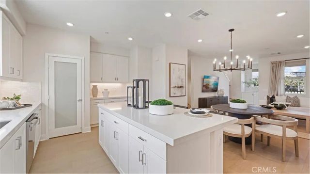 1720 E Park Street 12, Anaheim, CA 92805