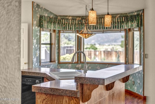 2712 Wildhorse Lane, Minden, NV 89423