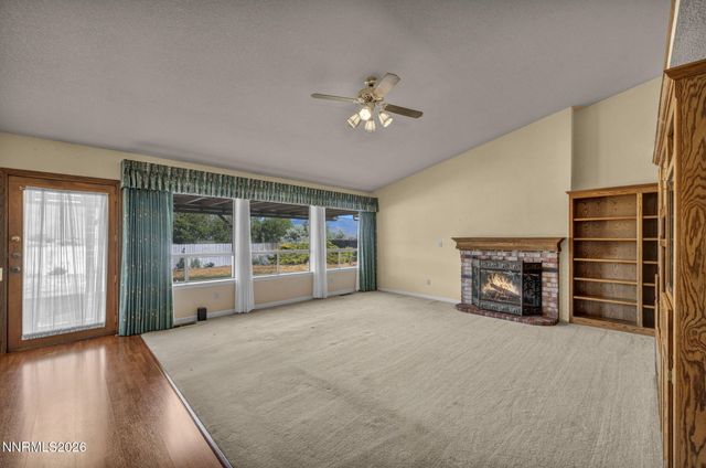 2712 Wildhorse Lane, Minden, NV 89423