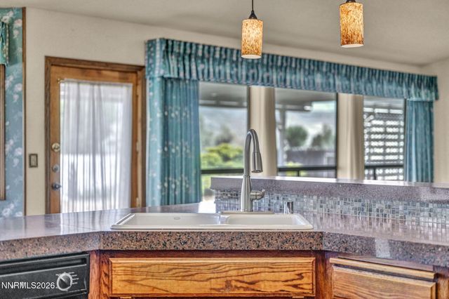 2712 Wildhorse Lane, Minden, NV 89423