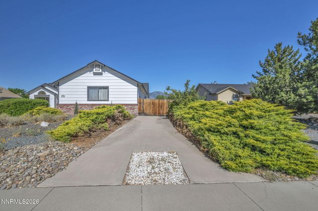 2712 Wildhorse Lane, Minden, NV 89423
