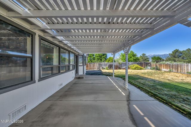 2712 Wildhorse Lane, Minden, NV 89423