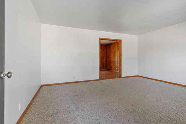 1156 Chestnut Dr, Burns, TN 37029