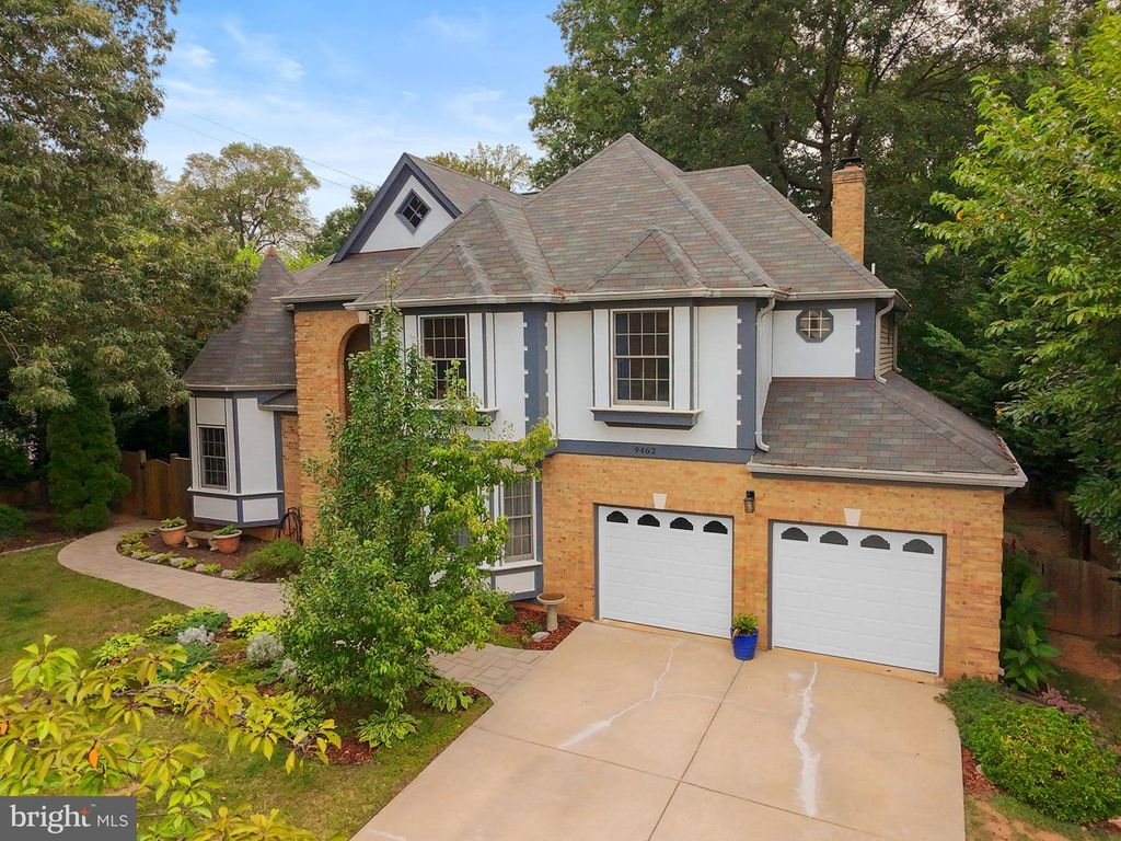 9462 WOODED GLEN AVE, Burke, VA 22015
