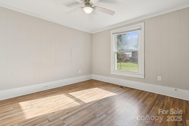 709 E Front Street, Statesville, NC 28677