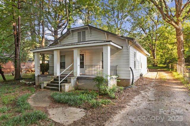 709 E Front Street, Statesville, NC 28677