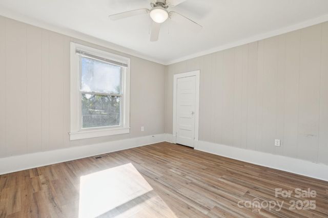 709 E Front Street, Statesville, NC 28677