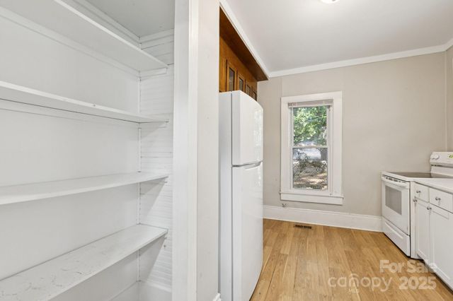709 E Front Street, Statesville, NC 28677