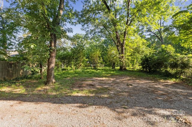 709 E Front Street, Statesville, NC 28677