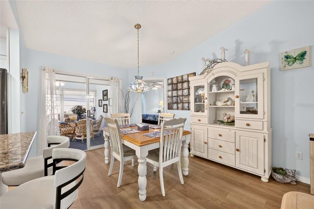 1613 SAN DIEGO STREET, Lady Lake, FL 32159
