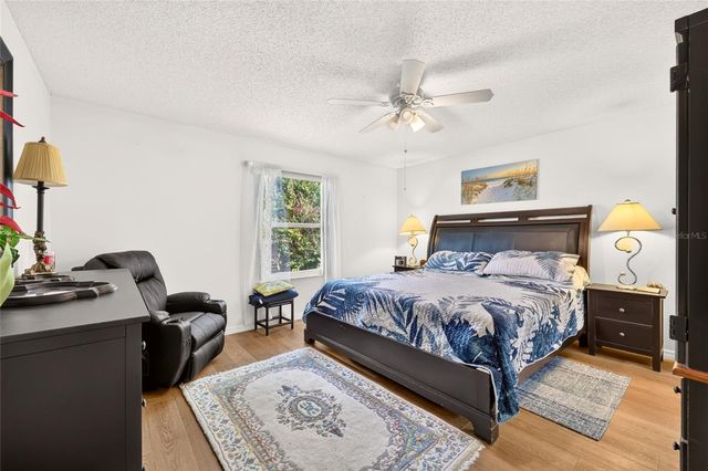 1613 SAN DIEGO STREET, Lady Lake, FL 32159
