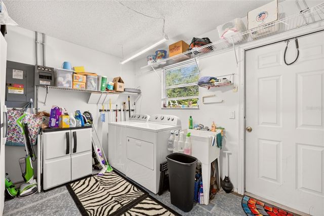 1613 SAN DIEGO STREET, Lady Lake, FL 32159
