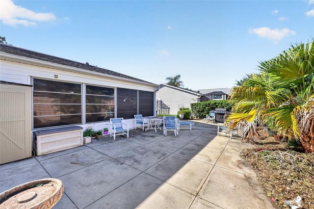 1613 SAN DIEGO STREET, Lady Lake, FL 32159