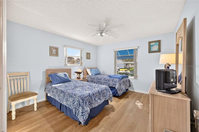 1613 SAN DIEGO STREET, Lady Lake, FL 32159
