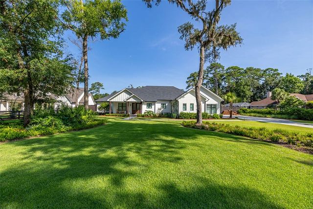 147 Butler Lake Drive, St Simons Island, GA 31522