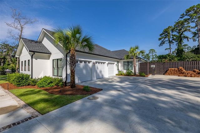 147 Butler Lake Drive, St Simons Island, GA 31522