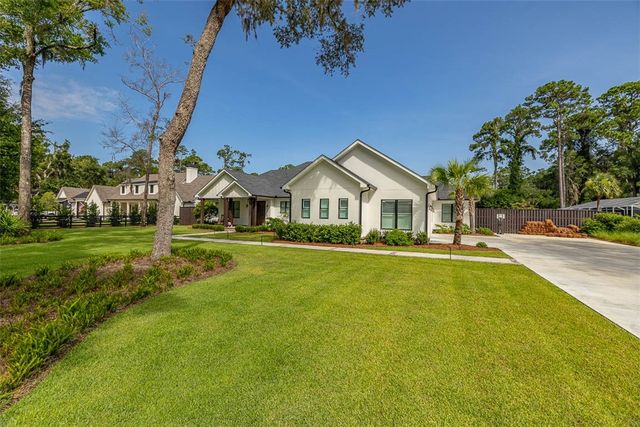 147 Butler Lake Drive, St Simons Island, GA 31522
