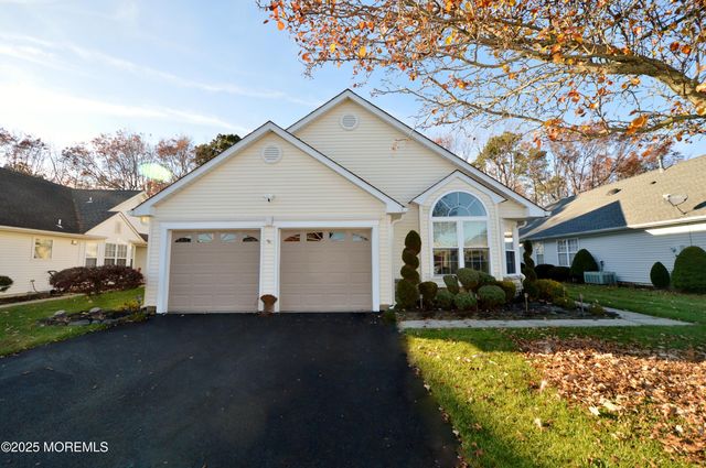 3621 Vicari Avenue, Toms River, NJ 08755