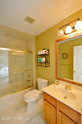 3621 Vicari Avenue, Toms River, NJ 08755