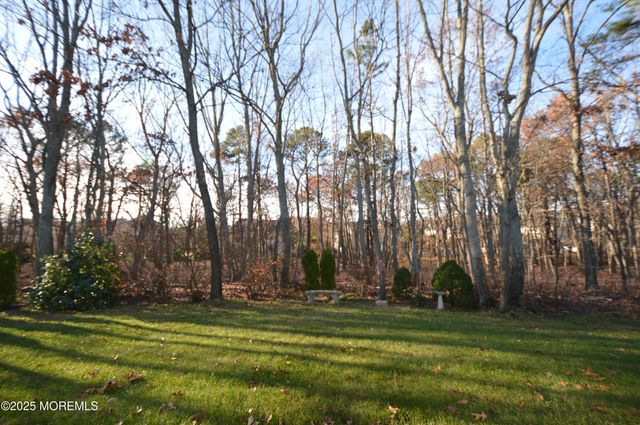 3621 Vicari Avenue, Toms River, NJ 08755