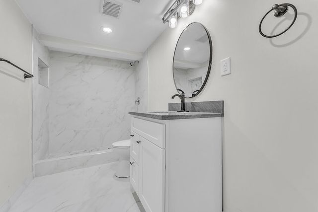 6655 W Brentwood AVENUE, Milwaukee, WI 53223