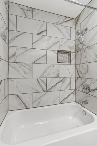 2466 E Cambridge Street, Springfield, MO 65804