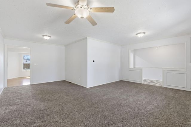 2466 E Cambridge Street, Springfield, MO 65804