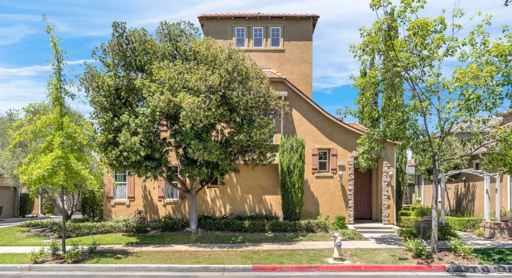 3855 Harlan Ranch Boulevard, Clovis, CA 93619