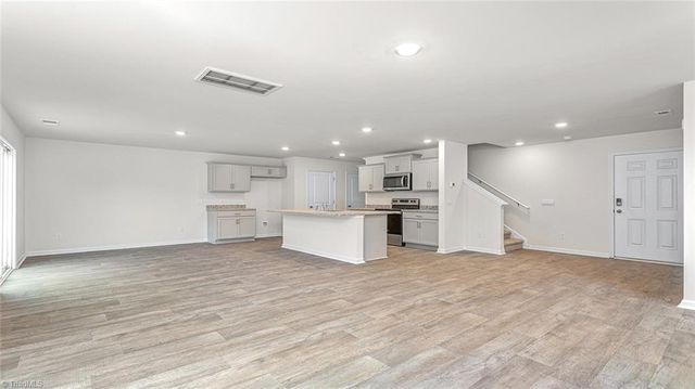 1626 Faircrest Lane, Greensboro, NC 27406