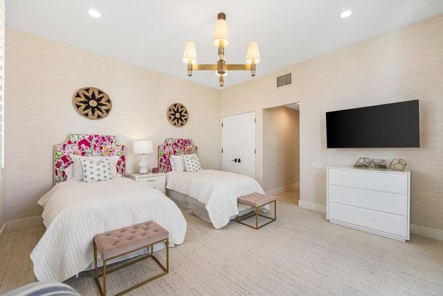 47197 El Agadir, Palm Desert, CA 92260