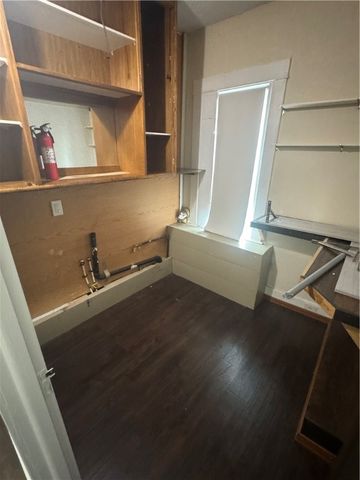 815 Braddock Rd, Forest Hills Boro, PA 15221