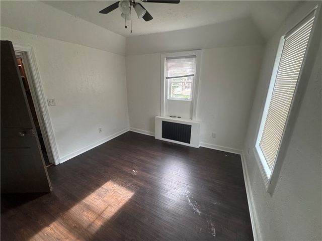 815 Braddock Rd, Forest Hills Boro, PA 15221