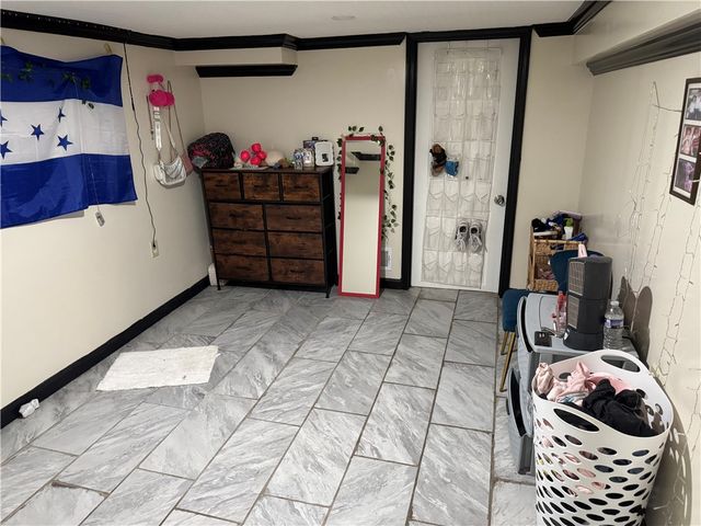 815 Braddock Rd, Forest Hills Boro, PA 15221