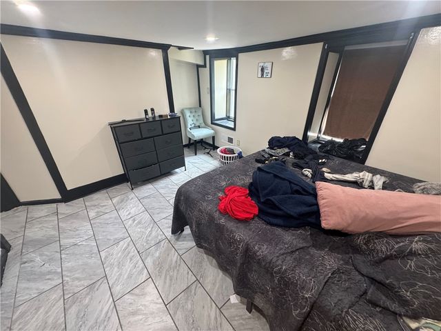 815 Braddock Rd, Forest Hills Boro, PA 15221