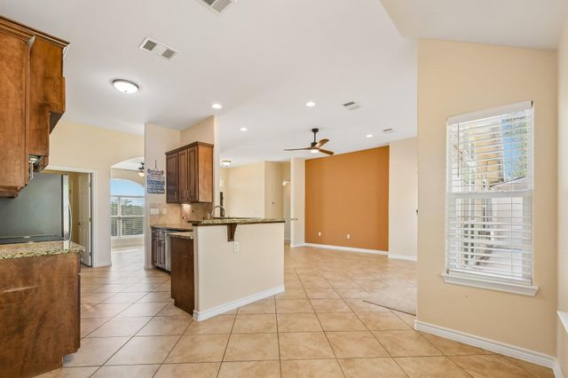 3800 Annapolis CV, Lago Vista, TX 78645
