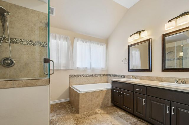 3800 Annapolis CV, Lago Vista, TX 78645