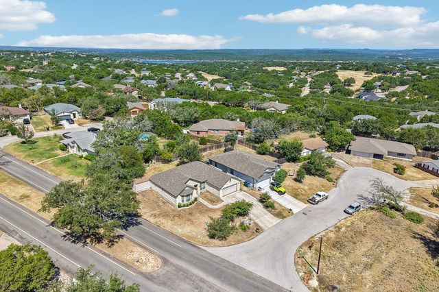 3800 Annapolis CV, Lago Vista, TX 78645