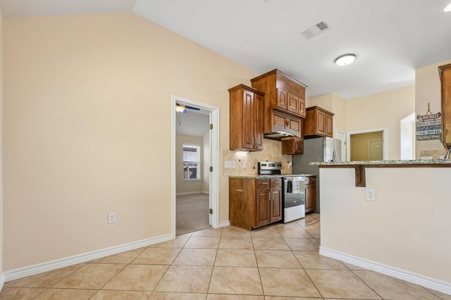 3800 Annapolis CV, Lago Vista, TX 78645